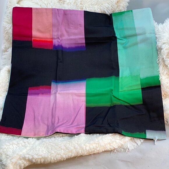 Brand new pillow cover  - Picture 1 of 2